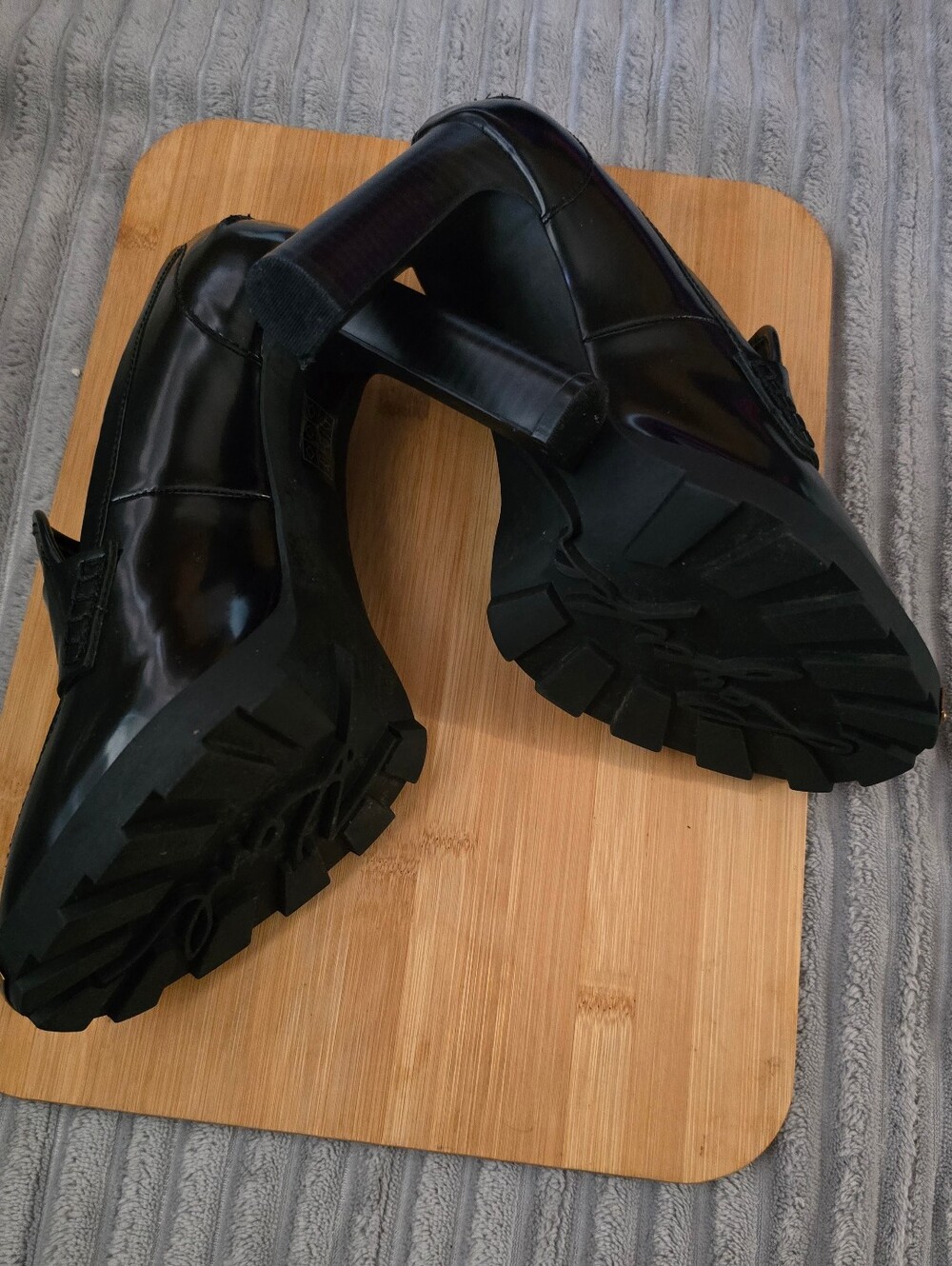 Women Karl Lagerfeld Black Heeled Loafer Pumps Size 8 - Picture 7 of 10